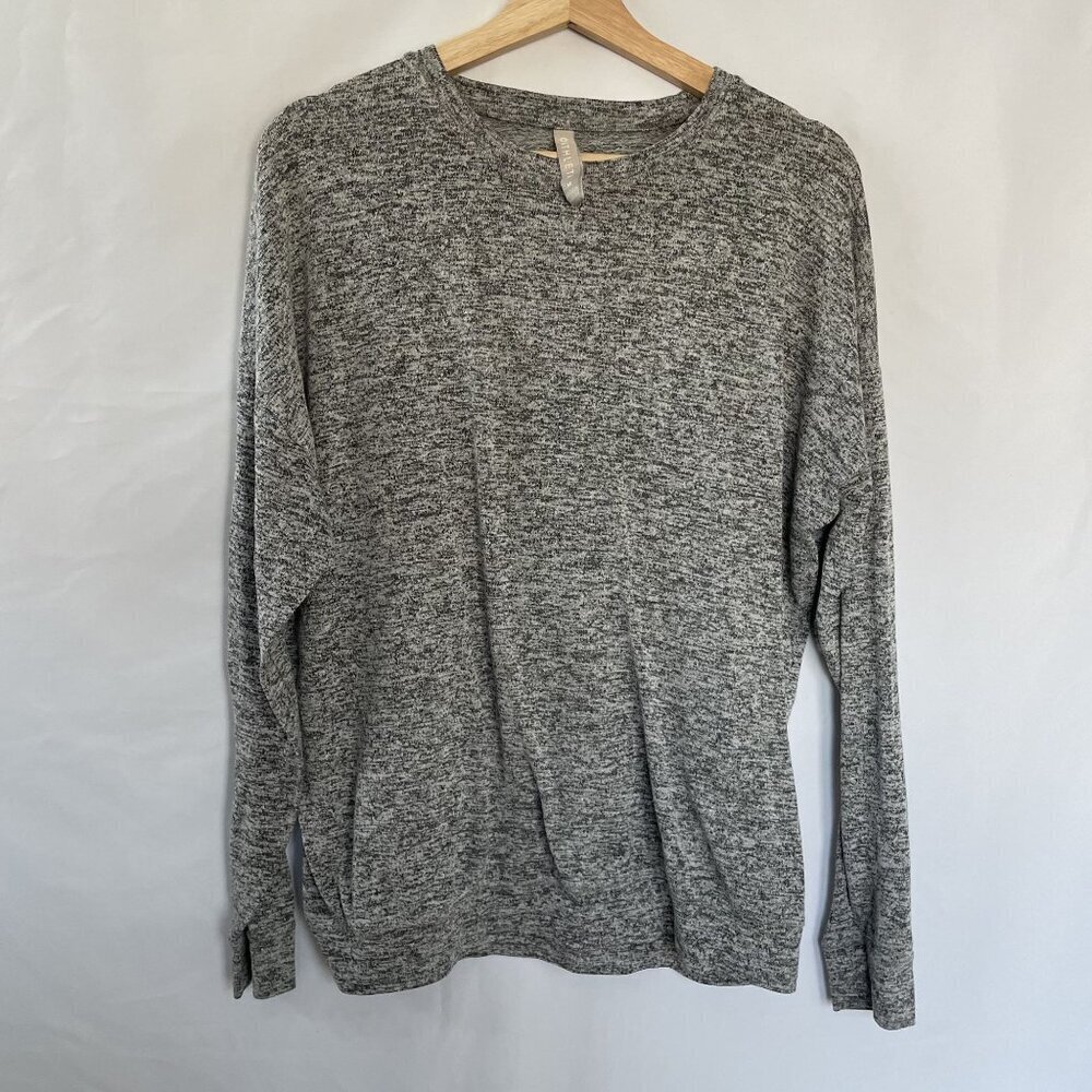 Athleta Womens Gray Heathered Long‎ Sleeve Knit Top Size M Rayon & Spandex Blend